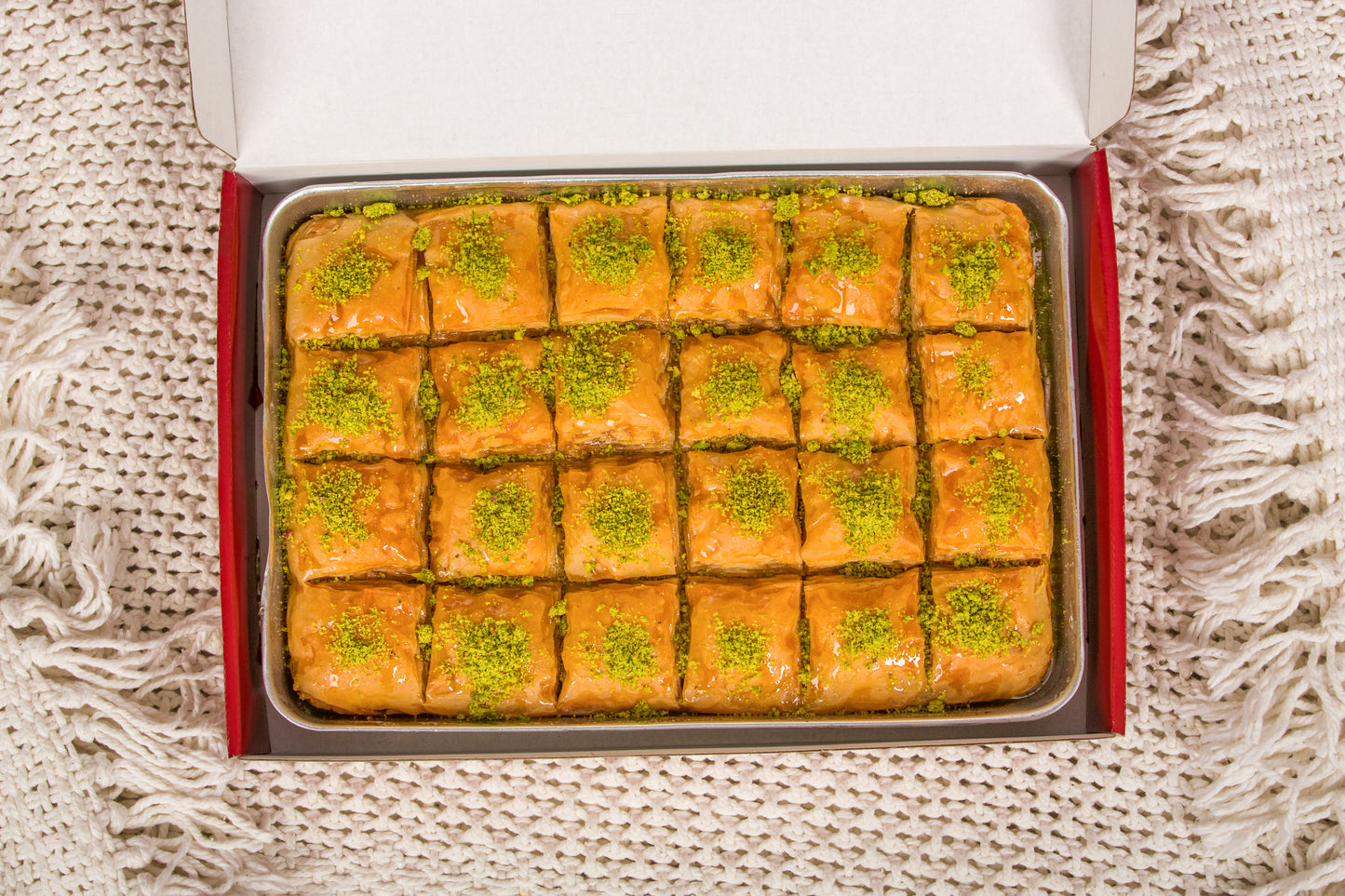 Medium Turkish Baklawa - AFAMIA BAKERY